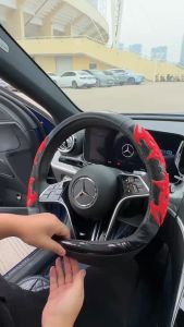 🚗 Trendy Spider-Man Design Carbon Fiber Steering Wheel Cover - 14.5-15inch Universal Fit | Non-Slip Durable & Easy to Install for Most Cars