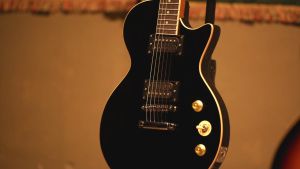 Donner DLP-124B Gitar Elektrik - Black