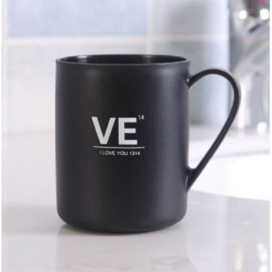 (1 PCS) H622 Gelas Couple Plastik LOVE / Gelas Couple Black White and Tosca Pink