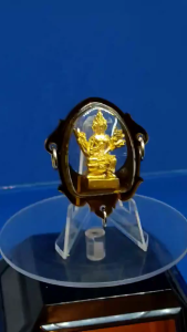 泰国著名督造四面佛名庙之一Wat Nok督造大法会念经之圣物非常精美铜镀金有求必应佛陀梵天四面佛小金身已包好精美3勾防水佛牌壳Thai one of famous Efficacious Buddha Phra "Phra Prom Siam Taeva"amulet (four Faces Buddha or call What u wishesWhat u get Buddha) with 3 Hooks Waterproof cover