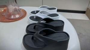 Tawii.Slippers For Women 9CM Thick Anti-slip Outdoor Flip Flops Korean Style