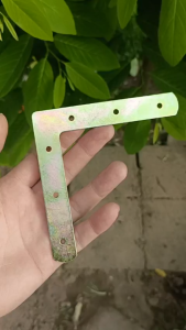 Ke góc vuông (Sắt) dẹt 11x11 cm - Thép mạ đồng - Lỗ 4mm - Dày 1mm - #vattuducduyen