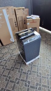 Mesin Cuci 1 Tabung POLYTRON PAW 9028 Y LAGUNA Series Zeromatic 9 KG