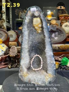 clear quartz 五行“金” 💯天然白水晶钛晶洞 白水晶体非常闪亮✨ 钛晶共生✔️ 边部绿红幽灵