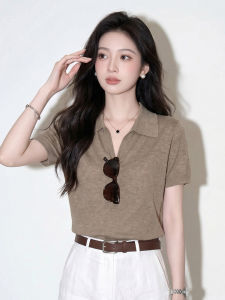 PEIXI | Áo Thun Polo Tay Ngắn Màu Khaki Chất Liệu Lụa Băng Ướt
