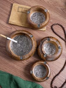 สาวกล่องไม้มะม่วง ถาดยาสูบ Ashtray ลายช้าง 5-4นิ้ว น่าสนใจ สำหรับบ้าน ใช้งานง่าย