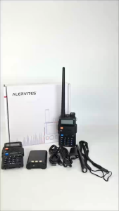 Baofeng AT-5RX walkie-talkie - 5W. Baofeng walkie-talkie handheld high-power dual-band frequency modulation wireless communication device suitable for outdoor construction sites with high power and long range.