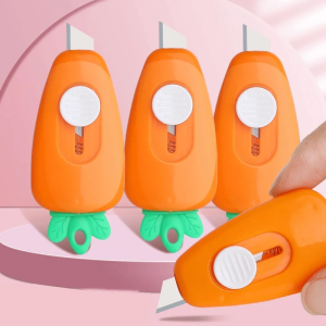 Cute Carrot Pocket Utility Knife Express Box Paper Cutter Art Craft Wrapping Portable Mini Paper Cutter Office School Stationery