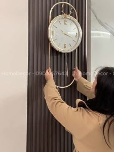Đồng Hồ Treo Tường Quả Lắc Kim Trôi Decor Trang Trí -  Mẫu đồng hồ Bắc Âu Cao Cấp - QL36