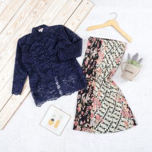 Baju Kebaya Anak Perempuan Modern Brokat Rok Plisket Usia 4 Sampai 10 Tahun