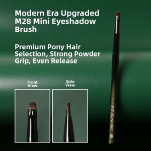 REVERSE | Mini Detail Eyeshadow Brush