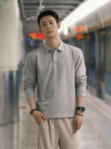 เสื้อโปโลแขนยาวสีเทา ทรงหลวม สไตล์อังกฤษ สำหรับผู้ชาย เสื้อเชิ้ตทรงพอดีตัว เสื้อเชิ้ตคอปกแบบสวมหัว