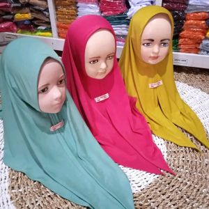 SEGI TIGA INSTAN ANAK/HIJAB RAISHA INSTAN /HIJAB INSTAN JERSEY SEGI TIGA ANAK 1-10THN/HIJAB RAISYA