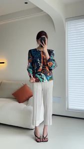 2025 Spring/Summer New Style Miyake Womens Fashion Versatile Loose Oversize Large Fold Elastic Totem Print Loose Concealing Flesh and Stylish Versatile Look Slimming Top Small Shirt T-shirt