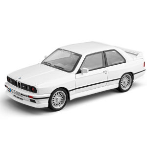 【RUM】1:24 Scale BMW M3 E30 Alloy Car Model Light & Sound Effect Diecast Car Toys for Boys Birthday Gift Kids Toys Car Collection