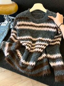 QINGNAER | Colorblock Stripe Retro Fashion Pullover Sweater