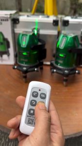 Máy Cân Mực Laser AKUZA AK - 686D hộp nhôm đo xa 80m Bắn cốt 5 tia xanh Tặng Kèm Chân Máy