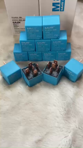COMBO 20 rơ le 5 chân điện 12v và 24v. Rơ le M8 UUS dùng cho ô tô xe tải