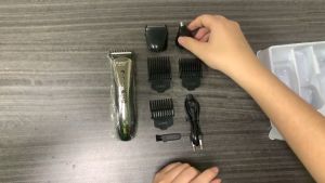 Kemei 3 in 1 Men Hair Clipper Shaver Electric Nose Ear Trimmer Beard Razor Multifunctional Rechargeable Haircut Cutting Machine Styling Tools KM-1407
