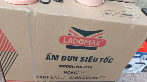 Ấm siêu tốc 2L LADOMAX HA-816