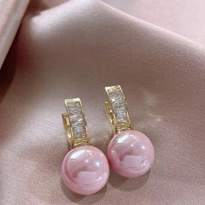 Huitan Fashion Simulated Pearl Earrings Beige Pink Colors for Women Gold Color Luxury Paved CZ Sparkling Female Ear Jewelry Hot
