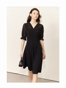 AMII | Stylish Chiffon Off-shoulder V-neck Waist-cinched Puff Sleeve Little Black Dress
