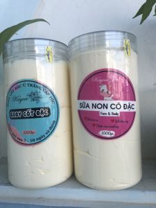 COMBO HỘP 2HỘP. 2KÝ. KEM BODY SỮA NON CÔ ĐẶC &  KEM BODY CỐT ĐẶC Ủ TRẮNG BODY CẤP TỐC. CHẤT KEM LOTION DỮỠNG TRẮNG BODY THẤM NHANH NGAY TỨC THÌ. KEM CÓ CHẤT DẺO MỊN PHÔ MAI. MAKEUP KHÁNG NƯỚC CHỐNG NẮNG NHẸ