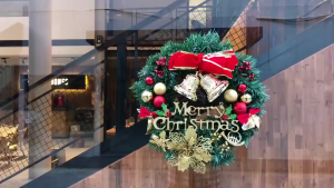 [READY STOCK]Christmas Ornament Wreath Wreath Window Decoration Hanging Christmas Wreath