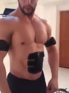 Tập Cơ Massage Thư Giãn – Tất Cả Trong Một Với Máy EMS Hiện Đại