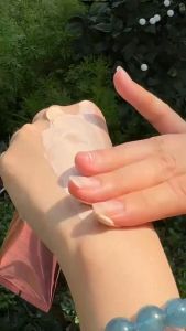 【BUY 1 TAKE 1】Summer Refreshing Sunscreen SPF90+++ UV Isolation Face/Body Whitening Sunscreen Lotion Hydrating And Moisturizing Strong Full Body Sun Protection Waterproof Non-Sticky Reduce Sunburn Outdoor Sunscreen Skin Care Products