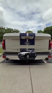 Rechargeable Wireless Reflective Lens Truck Taillights Brake Lights LED Trailer Rear Tail Turn Signal Lamp Caravan Camper Lorry