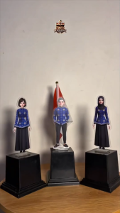 Piala Akrilik Guru (Model KORPRI) Plus Tatakan I Penghargaan Dan Hadiah Hari Guru Nasional