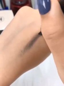 เจลเขียนคิ้ว 3 มิติ Eyebrow Pencil เขียนคิ้วดูเป็นธรรมชาติ วาดเส้นคิ้ว ติดทนนาน กันน้ํากันเหงื่อ คิ้วสวยแปะมีมิติ