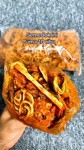 Seblak campur mix pedas jaat beton / kerupuk jengkol / kerupuk bawang /kerupuk rafael kemasan 500gram