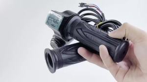 24V 36V 48V 60V LED Digital Meter for Electric Bike Scooter Throttle Grip Handlebar With Power Switch LED Display Repair Parts