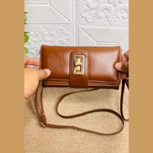 Dompet Lipat Panjang Wanita Dompet Selempang Terbaru Muat Uang dan HP dan banyak Slot Kartu