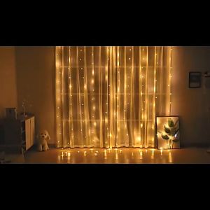 1M 2M 3M 8 Lighting Modes Window Curtain String Lights Copper Wire Fairy Lights Room Curtain Hanging Lights Remote Control USB Powered Waterproof Twinkle Star Lights for New Year Christmas Bedroom Party Wedding Home Garden Wall Decorations