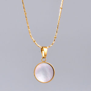 L130 round white mother-of-pearl pendant necklace stainless steel 18K gold French retro collarbone chain for women