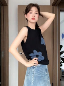 Summer Sleeveless T-Shirt Womens Hand-painted Floral Design Spicy Girl Vintage Slimming Retro Style Commute Korean Loose Fit
