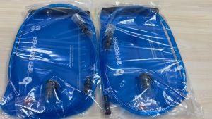 MAP BROTHER อ่างเก็บน้ำแบบอ่อน 1.5 ลิตรกระเพาะปัสสาวะน้ำปลอดสาร BPA ขนาด 2 ลิตรกระเป๋าเก็บน้ำสำหรับวิ่งไฮเดรชั่นแพ็ค กระเป๋าเป้สะพายหลังใส่น้ำสำหรับวิ่งเทรล