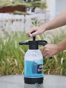 2L Hand Pump Foam Sprayer Portable Pressure Washer Foam Spray Bottle for Car Household Cleaning Tool