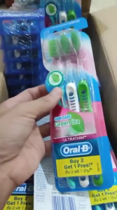 Bàn chải đánh răng siêu mềm Oral B Micro Thin Clean 1 cây / 3 cây
