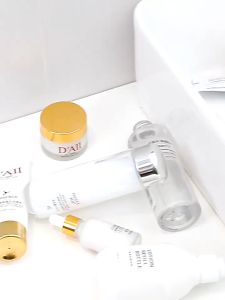 Kệ Hình Nhân Decor Nhà Tắm Dán Tường Siêu Dính Chịu Lực - Kệ Nhựa Nhà Bếp