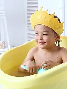 Mũ Gội Đầu Cho Bé Hình Vương Miện Siêu Dễ Thương – Nhựa Mềm Điều Chỉnh Size Chống Nước Vào Mắt Tai