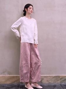 JK&JS | Quần Dài Chân Rộng Thêu Như Lụa