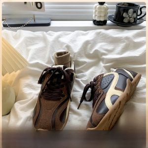 รองเท้าผ้าใบผู้หญิงสไตล์ย้อนยุค ระบายอากาศได้ดี รองเท้าผ้าใบทรงแบน หนังวัวสองชั้น ทรงแบน ส้นแบน รองเท้าส้นแบนแบบสวมสบาย