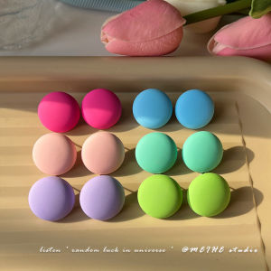 French Style Sea Salt Cream Color Button Blocking Ear Studs Spring Gentle Cute Color Candy round Earrings Look Thin