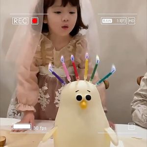 5-12 ชิ้นเทียนเปลี่ยนสีไฟที่มีสีสันเทียนวันเกิดเทียนเปลี่ยนสีเทียนวันเกิดเปลวไฟเทียน