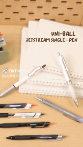 Pulpen Cetek Uni-ball Jetstream Retractable Ballpoint Pen 0.7mm Jepang Asli