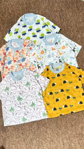 SETELAN PIYAMA BAYI LENGAN PENDEK MOTIF KARAKTER 3-18 BULAN